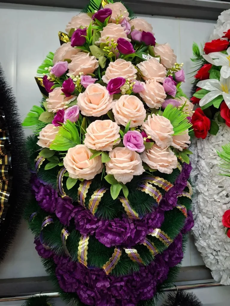 Венок в светлых тонах